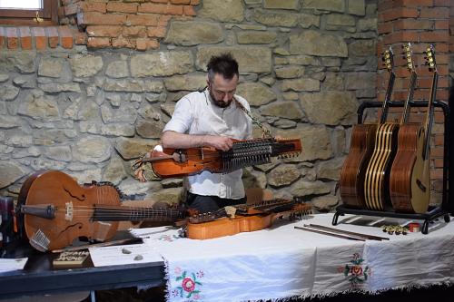 Galicyjskie Targowisko Instrumentów-zdjęcia-Kasztel w Szymbarku 8.06.2024-fot Barbara Zasowska (116)